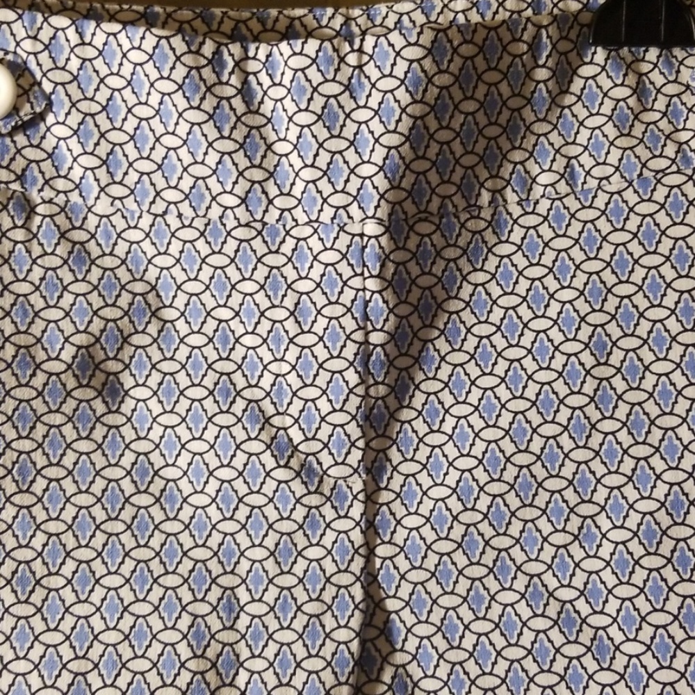 Soho Capris - Picture 2 of 4
